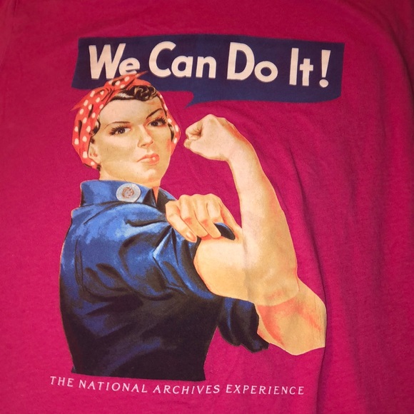 cotton heritage Tops - JUNIORS 2XL “we can do it” hot pink T-shirt
